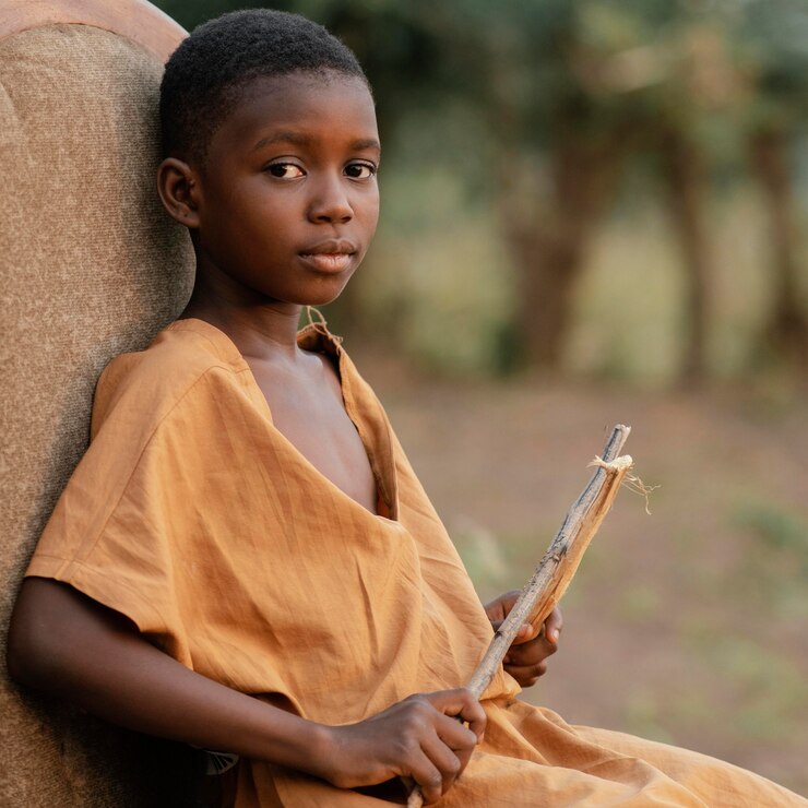 https://souriresdenfant.org/wp-content/uploads/2024/07/side-view-boy-with-drum-sticks_23-2148852741.jpg